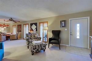 784living_room