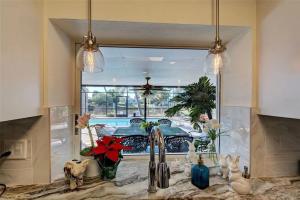 kitchen_with_a_view